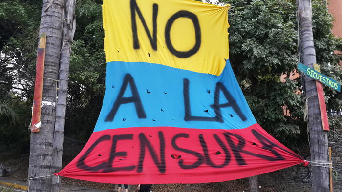 »No a la censura« - Keine Zensur Lizenz: CC Attribution, Non-Commercial, Share Alike Quelle: Foto: NoonIcarus - wikipedia CC0 1.0 - https://commons.wikimedia.org/wiki/File:Censorship_banner_Venezuela_2014.jpg