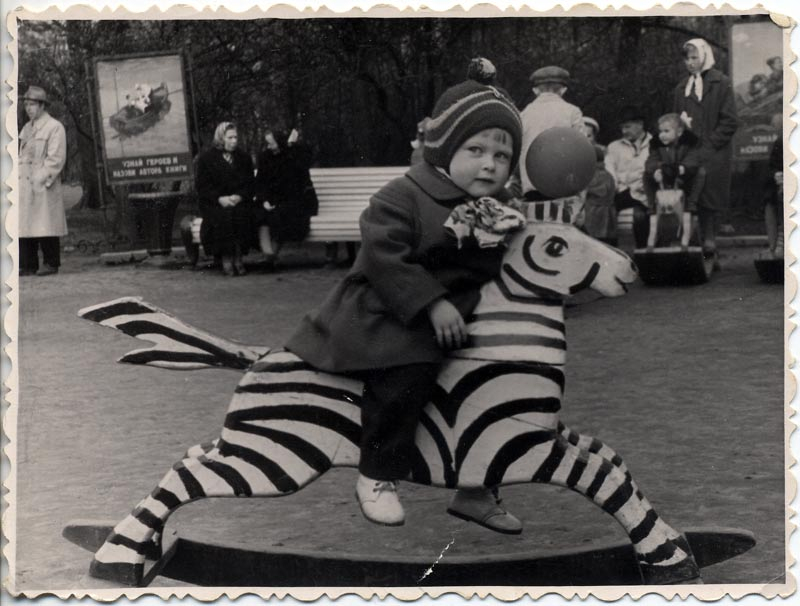 Ich floh auf einem schlafenden Zebra